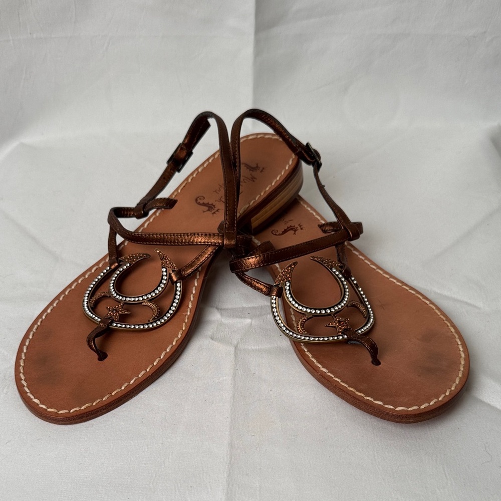Stylish Brown Sandals with Moon and Stars Accents